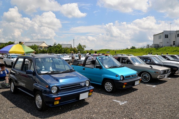 高校生のSNSで集まった旧車イベントが盛況新潟県三条市の「古き良き5ナンバーミーティング」