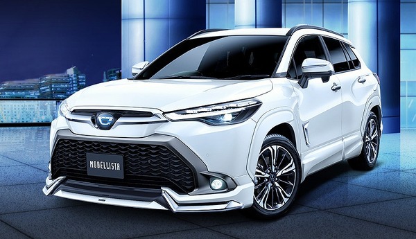 カローラクロス　モデリスタ　メッキパーツ トヨタ新型「カローラクロス」メッキで押し出し感アップ