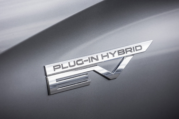 三菱 アウトランダーphev 新型試乗 Evが主流 いえいえhvこそメインストリームです 桂伸一 14枚目の写真 画像 レスポンス Response Jp
