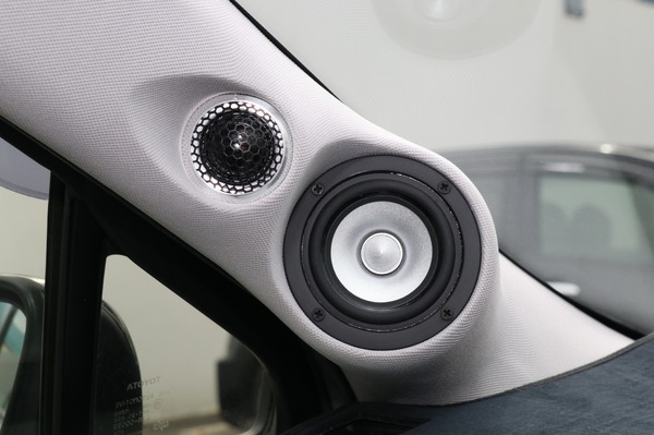 ブランドを組み合わせ好みの音に…トヨタ アクア 前編［インストール