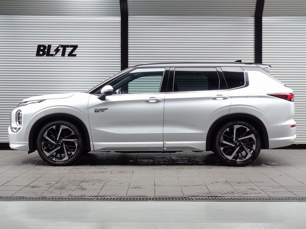 アウトランダーPHEV 用車高調、ブリッツ「DAMPER ZZ-R」シリーズ アウトランダーPHEV 用車高調、ブリッツ「DAMPER ZZ-R」シリーズ