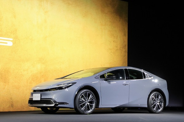 トヨタカラーサンプル 新型プリウス アッシュ Amazon | 新型プリウス ミニカー カラーサンプル アッシュ