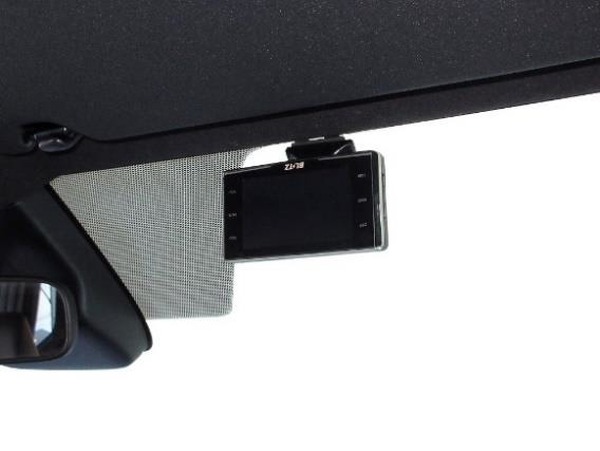 ブリッツがレーダー探知機専用ステーを発売…Touch-B.R.A.I.N ブリッツがレーダー探知機専用ステーを発売…Touch-B.R.A.I.N