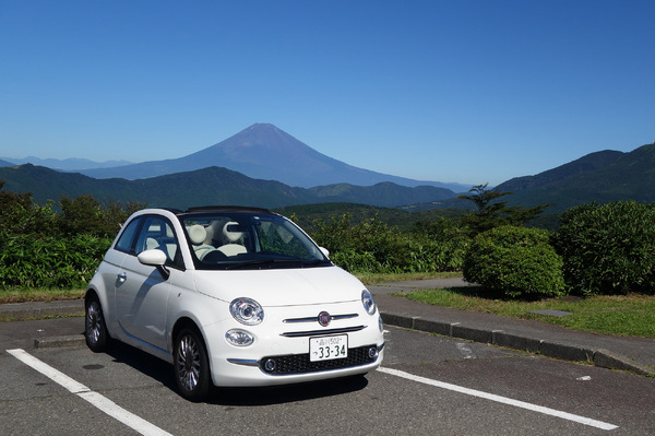 【フィアット 500C 3700km試乗】洗練とはおよそかけ離れているが