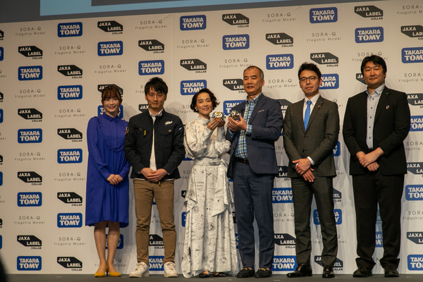 “宇宙がお家に届く”…変形型月面ロボット『SORA-Q』発表会に篠原ともえと野口聡一 | レスポンス（Response.jp）