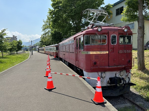 国鉄　機関車　プレート　記念品　レトロ　滝川機関區　JR北海道 国鉄 機関車 プレート 記念品 レトロ 滝川機関區 JR北海道