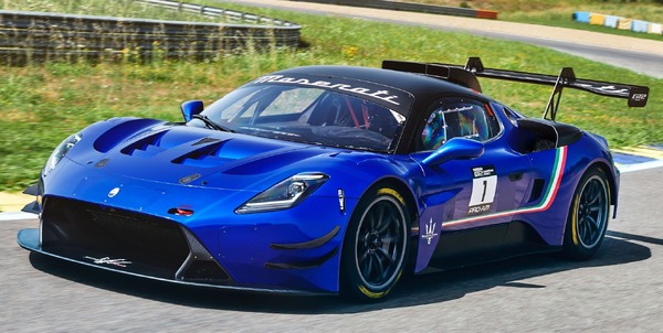 マセラティ『MC20』にレーシングカー、621馬力のV6ツインターボ搭載
