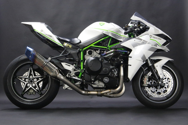 青汁王子が「Ninja H2」で300km/hにチャレンジした！ | レスポンス