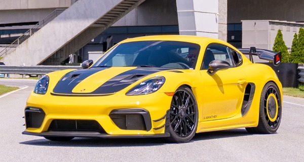 ポルシェ 718ケイマンGT4RS　純正ペダルセット　PORSCHE ポルシェ 718ケイマンGT4RS純正ペダルセットPORSCHE
