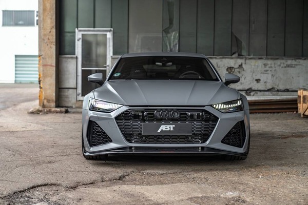 アディゼロRS7 7151HvEwxrS._AC_UY900_.jpg