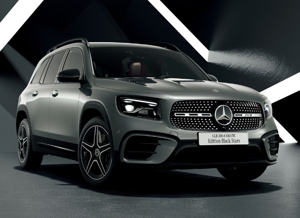 メルセデスベンツの3列シートSUV『GLB』に2つの特別仕様車「ブラック 