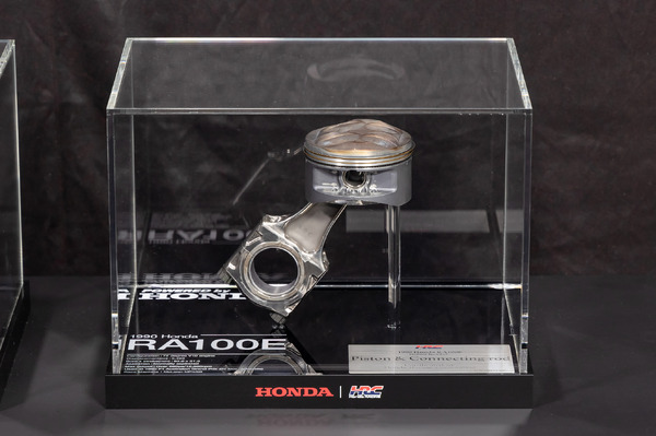 セナが駆ったF1マシンのV10エンジン部品がオークションに セナが駆ったF1マシンのV10エンジン部品がオークションに