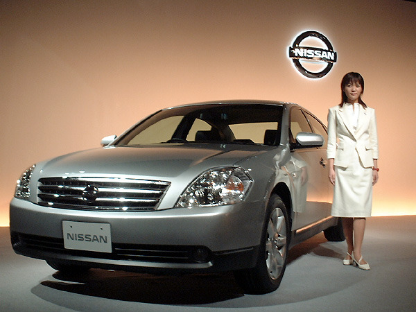 国産名車　ローレル　シルビアクーペ　シーマ　セフィーロ　日産　まとめ売り 日産が業績発表会場でお披露目---ローレル/セフィーロ統合後継車