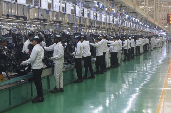 インド市場への期待は高まるも、Honda Motor株は小幅に反落 - 米国市場の動向と今後の展望