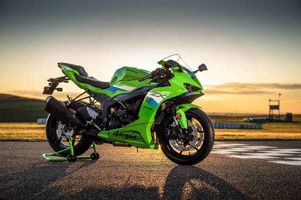 カワサキ『Ninja ZX-6R』2026年モデルでカラー変更