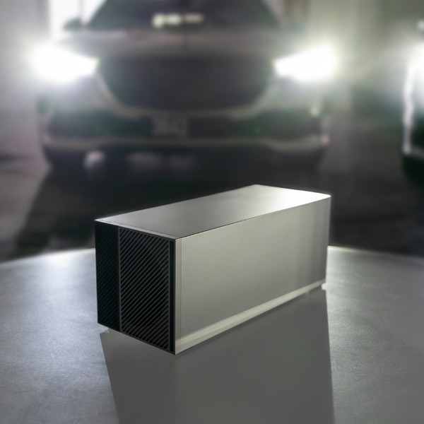 エヌビディアの次世代自動運転プラットフォーム、ブラックベリー「QNX