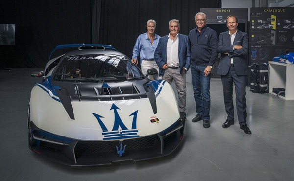 マセラティの新型スーパーカー『MCXtrema』はサーキット専用、740馬力