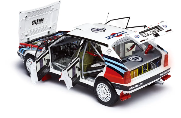 ランチア『デルタHFインテグラーレ16V』、1/8スケールで完全再現