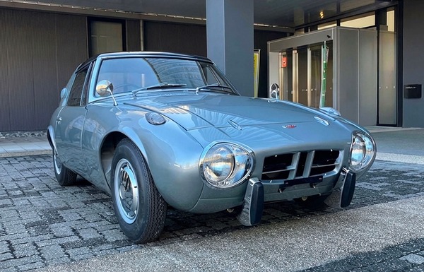トヨタ、2000GTなど歴代スポーツカー6台を展示へ…オートモビル