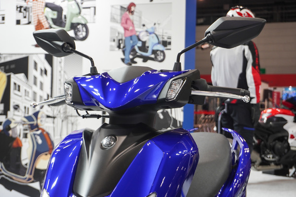 ヤマハの新型125ccスポーツスクーター『シグナスX』発売へ、デザインと
