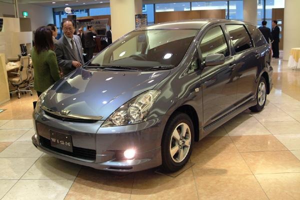 トヨタ ウィッシュ が初の首位 4月の車名別販売台数 レスポンス Response Jp トヨタ ウィッシュ が初の首位 4月の車名別販売台数 レスポンス Response Jp