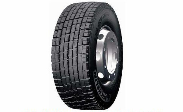 日本ミシュラン、トラック・バス用低燃費スタッドレス X ICE GRIP