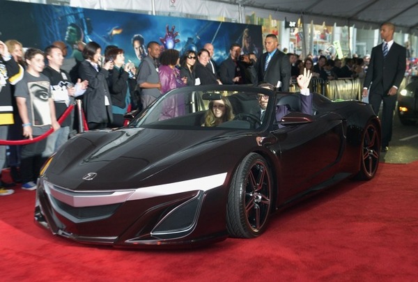 劇中車】ACURA アベンジャーズ NSXコンセプト ロードスター 2012