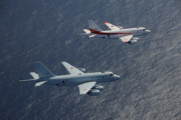 川崎重工、海上自衛隊向けP-1固定翼哨戒機の量産初号機を防衛省 川崎重工、海上自衛隊向けP-1固定翼哨戒機の量産初号機を防衛省