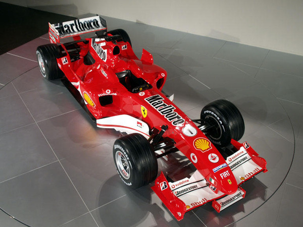 フェラーリ、F2005を発表 1枚目の写真・画像 | レスポンス