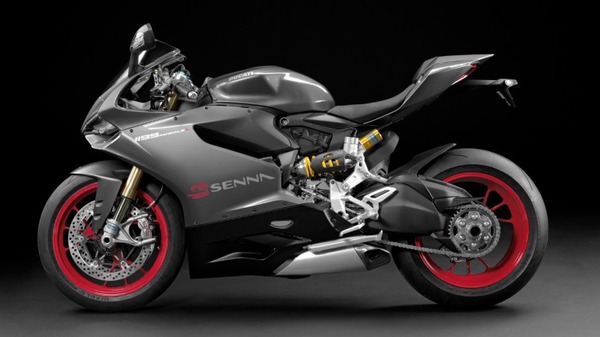PROTAR 1/9 DUCATI SENNA 95 セナ財団公認商品 - メルカリ