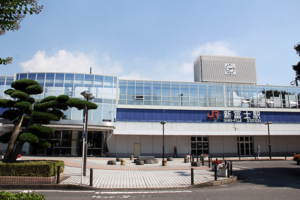 富士駅～新富士駅間のシャトルバスは4社で10分間隔…東海道線の代行ルート