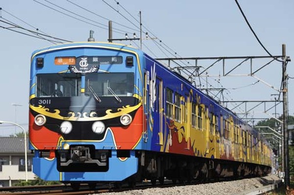 西武の「銀河鉄道999デザイン電車」が12月20日にラストラン 西武の「銀河鉄道999デザイン電車」が12月20日にラストラン