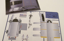 【東京ショー2002速報】いすゞ『FL-4』のペーパークラフト発見!! …今年はアイデアで勝負です 画像