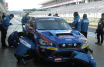 スバル WRX STI、ニュル24時間参戦車がシェイクダウン…「左ハンドル」で王座奪還へ 画像