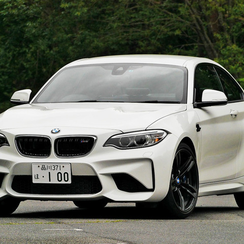 【BMW M2クーペ 試乗】BMWヘリテージモデルと比較される、エッセンスが凝縮された1台…中村孝仁 画像