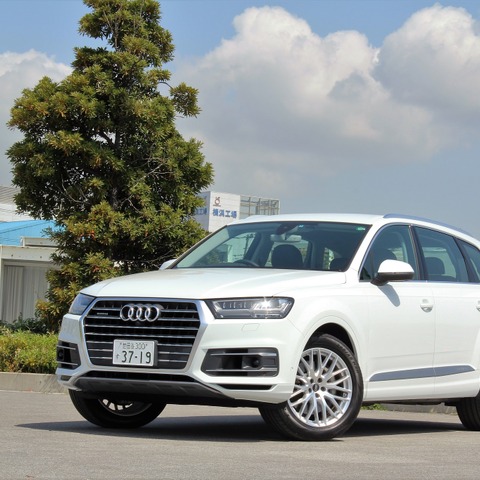 【アウディ Q7】アウディの黄金比とSUVらしさを踏襲したデザイン 画像