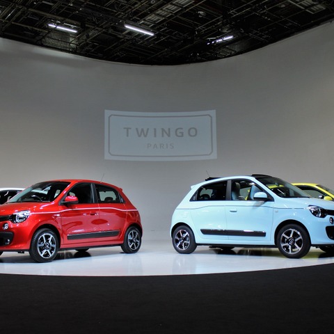 【ルノー トゥインゴ 新型】あのクルマとの差はデザインと値段、そしてユーザー層 画像