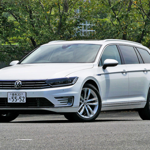 【VW パサートGTE 試乗】ハイエンドならではの落ち着きは魅力、スポーツ性なら ゴルフ に軍配…中村孝仁 画像