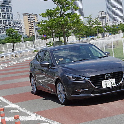 【マツダ アクセラ 試乗】本命ディーゼルはやっぱりこっち「22XD」…中村孝仁 画像