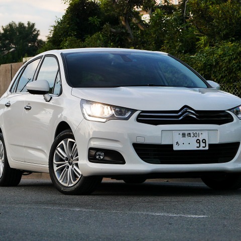 【シトロエン C4 試乗】輸入車で一番安いクリーンディーゼル搭載車…中村孝仁 画像