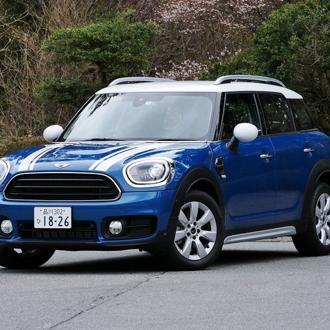 【MINI クロスオーバー 試乗】ミニらしく走るならクーパーD、こいつがいいや…中村孝仁 画像