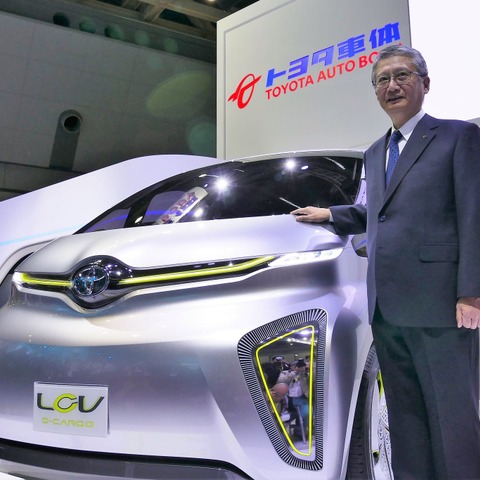 【東京モーターショー2017】次期 ハイエース を占うコンセプト LCV は「乗る人や働く人にやさしい」 画像
