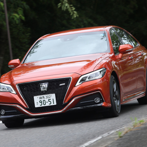 【トヨタ クラウン 試乗】デザインは女性に歩み寄ってくれたのに…岩貞るみこ 画像