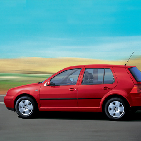 【東京ショー2001速報】VW『ゴルフ』のエンジンに直噴ガソリン 画像