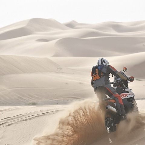 【KTM 790アドベンチャーR 海外試乗】「ガチ」のオフロードでわかったガチすぎる実力…佐川健太郎 画像