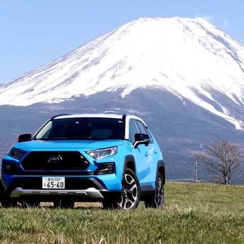 【トヨタ RAV4 新型試乗】これ1台で何でもこなせます…中村孝仁 画像