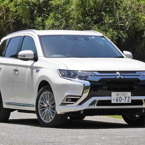 【三菱 アウトランダーPHEV 新型試乗】現行アウトランダーの完成系がこれ！…中村孝仁 画像