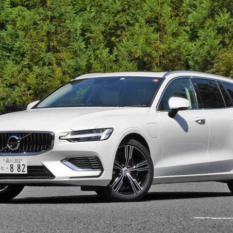 【ボルボ V60 T6 新型試乗】「電動感」なく、どこまでいっても優等生である…中村孝仁 画像