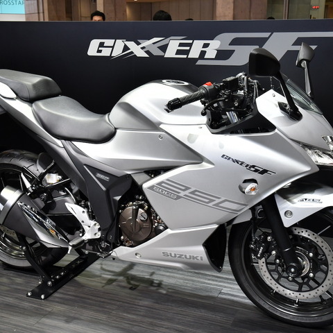 スズキの油冷エンジンが復活！『ジクサー 250』はビギナーにも魅力…東京モーターショー2019 画像