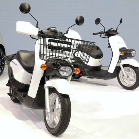 ホンダが“働くバイク”の電動化へ意欲、コネクテッドサービス開始を明言…東京モーターショー2019 画像